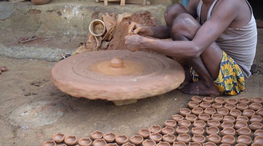 POTTERY, TERRACOTTA AND PAPIER MACHE